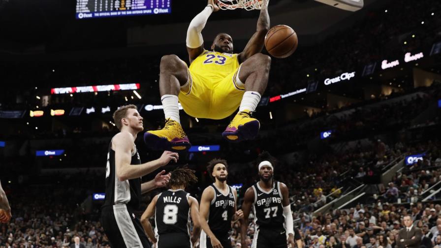 Así brilló LeBron James en la victoria de Lakers sobre Spurs Así brilló LeBron James en la victoria de Lakers sobre Spurs