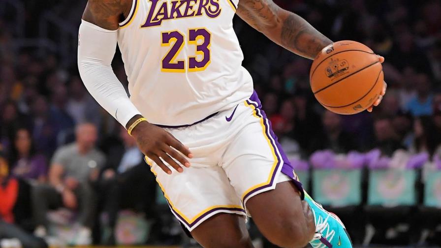 Los últimos 10 juegos de apertura de LeBron James Los últimos 10 juegos de apertura de LeBron James