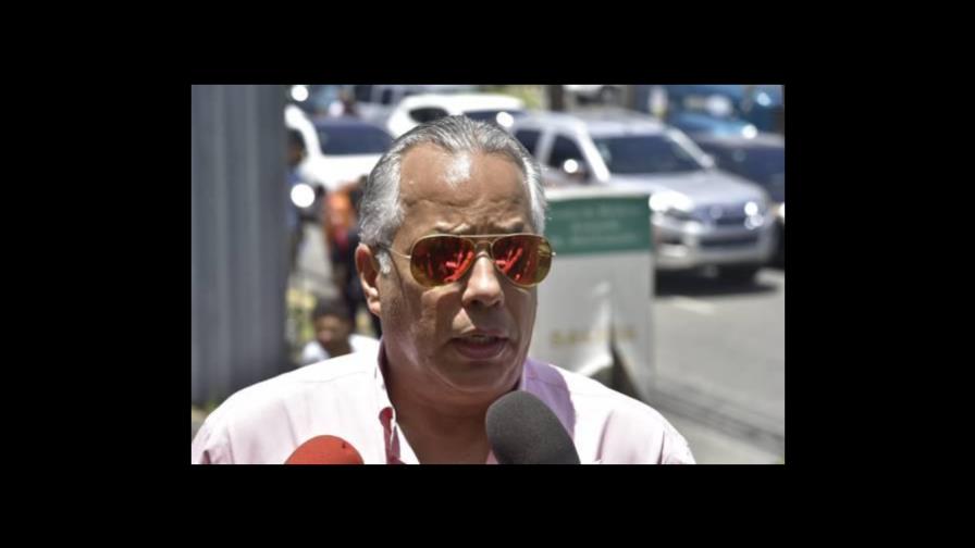 En cuidados intensivos el cronista deportivo Leo López, vocero de David Ortiz En cuidados intensivos el cronista deportivo Leo López, vocero de David Ortiz