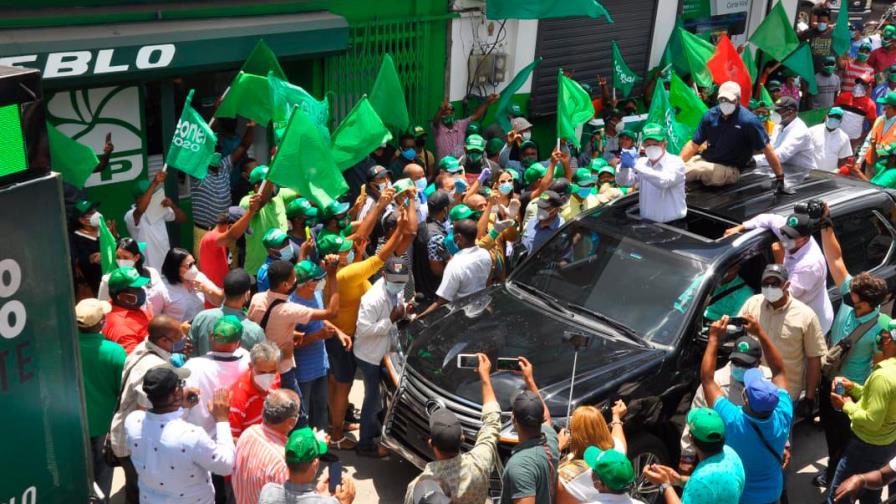 Leonel: para que la campaña electoral sea verdadera debe haber contacto físico con la gente