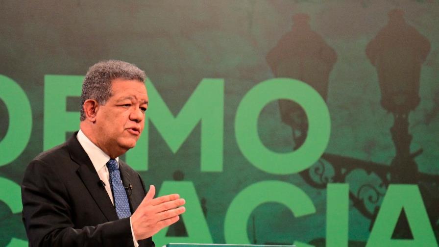 Leonel critica manejo del Gobierno y dice no hay razón de modificar la Constitución