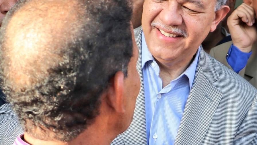 Leonel dice no irá al Palacio Nacional  a sembrar sueños 