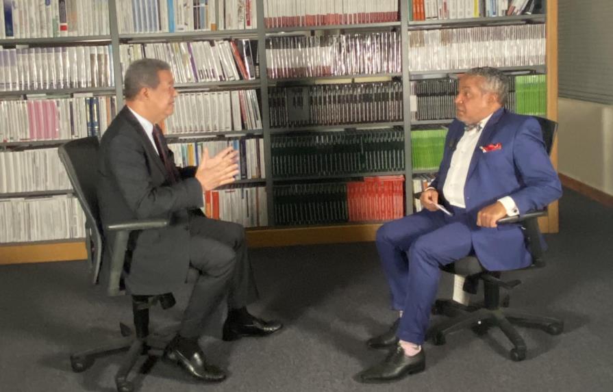 Influyentes con Geomar García debuta con una entrevista al expresidente Leonel Fernández