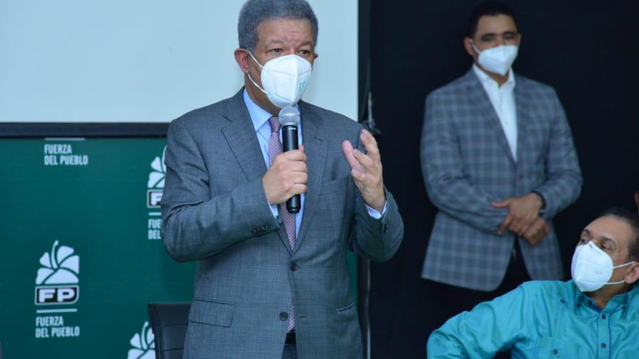 Artistas, escritores y gestores culturales apoyan a Leonel Artistas, escritores y gestores culturales apoyan a Leonel