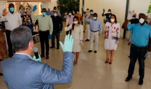 Leonel juramenta en la Fuerza del Pueblo a más de 150 expeledeístas en San Cristóbal