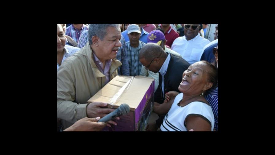 Leonel inicia mañana entrega de cajas navideñas del PLD