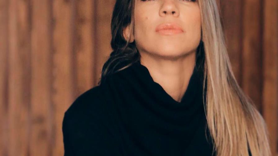 Karina Larrauri explota contra Leonel Fernández Karina Larrauri explota contra Leonel Fernández