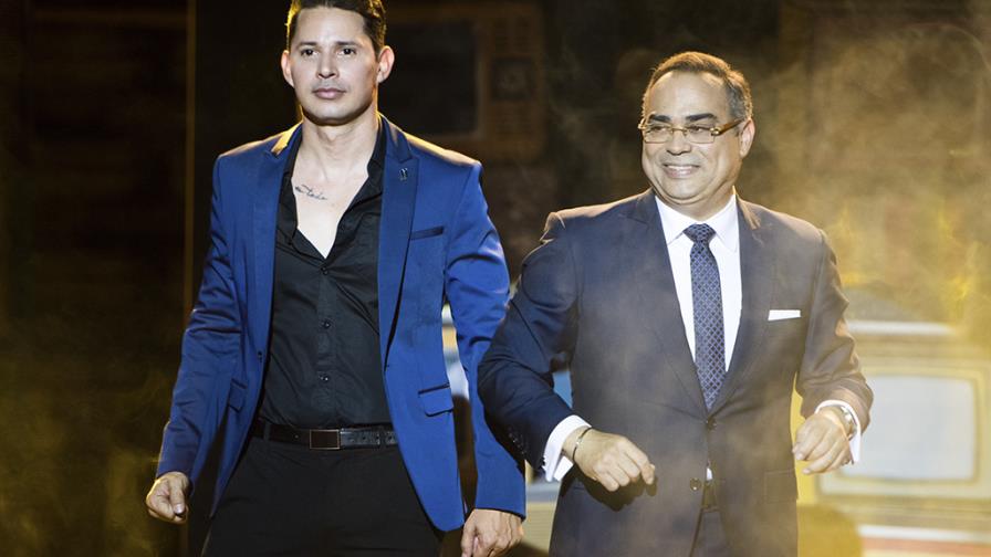 Gilberto Santa Rosa muestra su lado más tropical en nuevo tema junto a Leoni Torres 