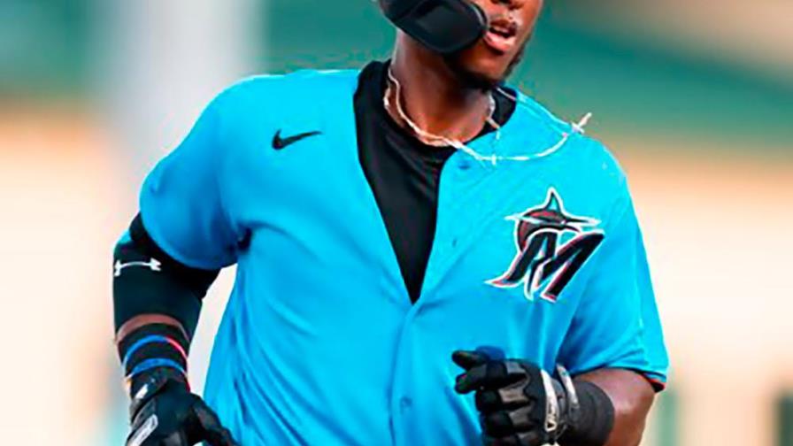 De Virgil a Díaz van 800 ejemplares que consolidan RD como zona franca de MLB De Virgil a Díaz van 800 ejemplares que consolidan RD como zona franca de MLB