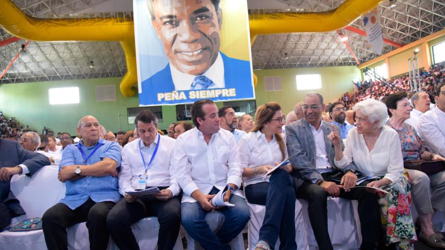 Ortiz Bosch dice que el PRM no ofrece dinero a legisladores para que cambien de posición 