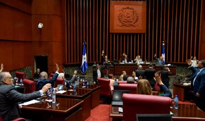 Senadores y diputados dicen que no quieren seguir arrastr&aacute;ndose