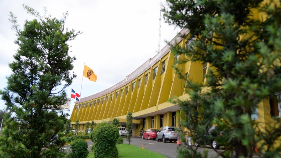 Pleno de la JCE sesiona con un nuevo director de Informática en agenda Pleno de la JCE sesiona con un nuevo director de Informática en agenda