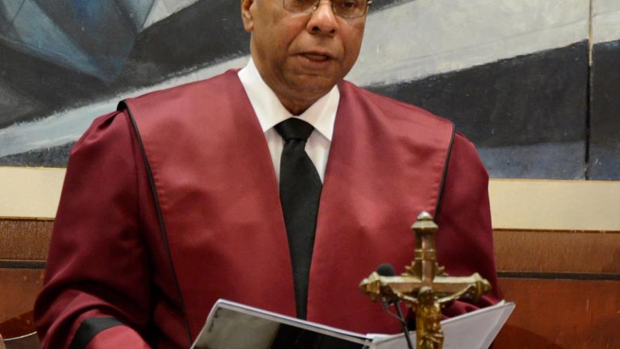 RD es anfitrión de foro sobre debate de justicia constitucional 