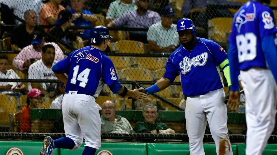 Tigres derrotan a Estrellas, que se complican cada vez más en el sótano Tigres derrotan a Estrellas, que se complican cada vez más en el sótano