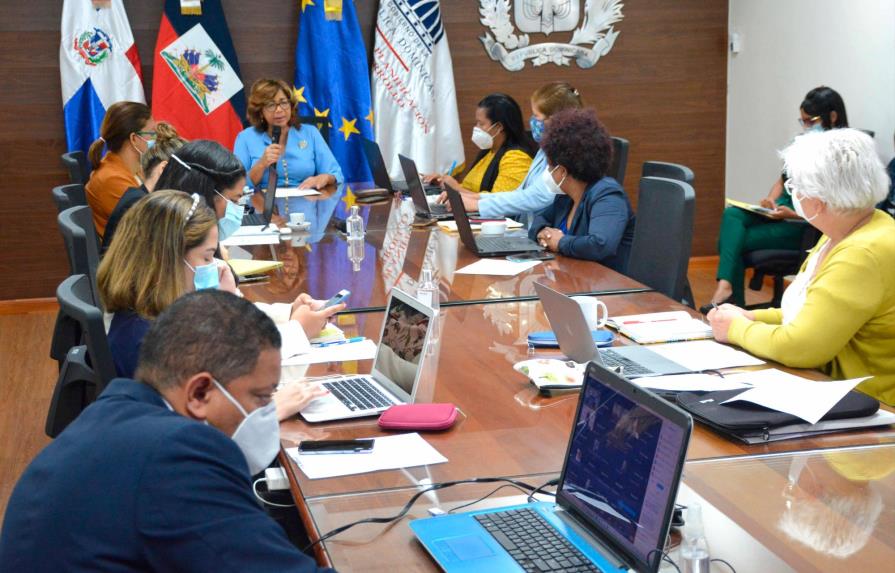 Autoridades dominicanas y haitianas presentan avances para cooperación binacional