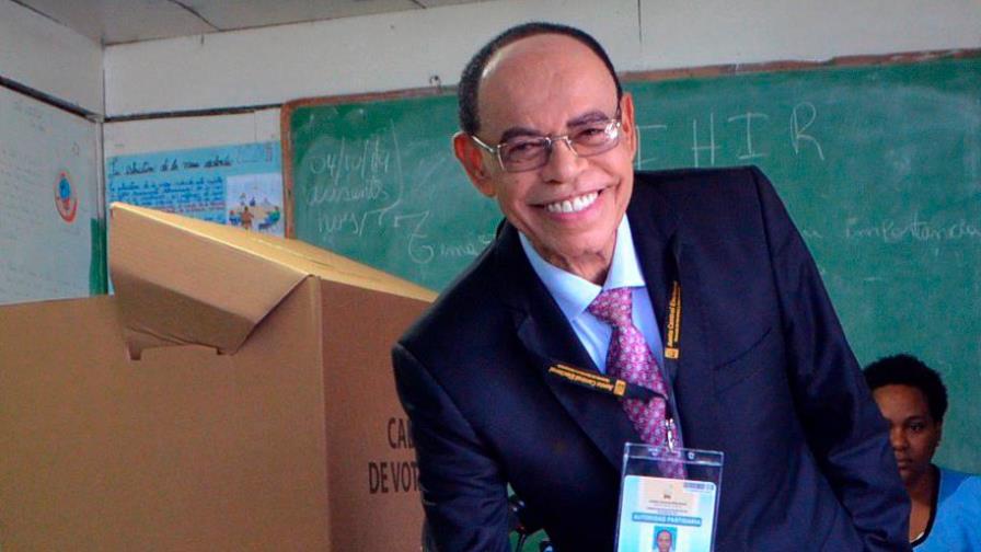 Lidio Cadet califica de “ejemplar” primarias abiertas del PLD Lidio Cadet califica de “ejemplar” primarias abiertas del PLD