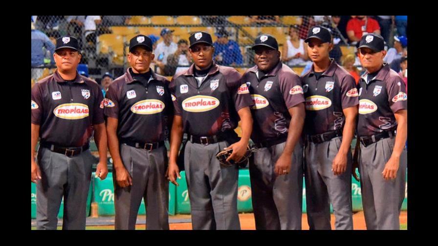 Torneo de béisbol invernal será con árbitros criollos