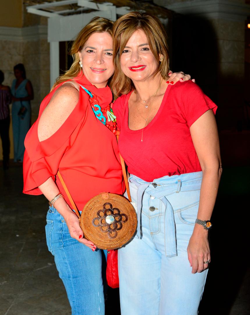 Lily Lluberes y Lissette Hazoury.