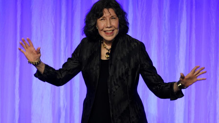 Lily Tomlin lamenta poner fin a “Grace and Frankie” Lily Tomlin lamenta poner fin a “Grace and Frankie”