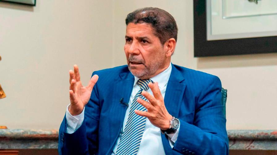 Ministro de Agricultura: permisos de importación eran una tentación para funcionarios Ministro de Agricultura: permisos de importación eran una tentación para funcionarios