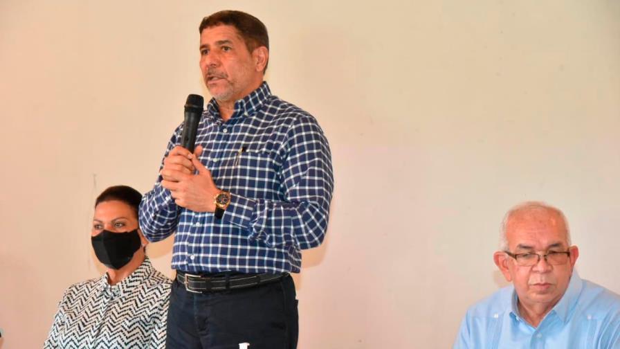 Ministro de Agricultura habla sobre denuncia de mafia en pago de cerdos sacrificados