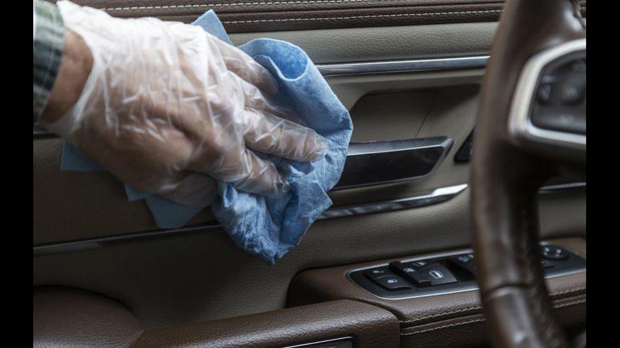 Mantén limpio el auto para prevenir coronavirus