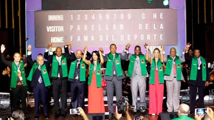 Los inmortales denuncian que solo cobran la mitad del salario Los inmortales denuncian que solo cobran la mitad del salario