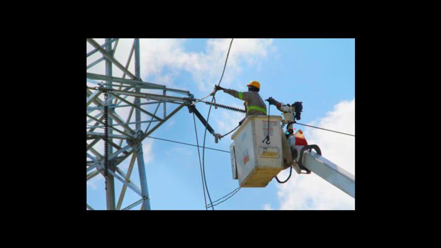 CDEEE: línea de transmisión Julio Sauri fue el epicentro de la falla CDEEE: línea de transmisión Julio Sauri fue el epicentro de la falla