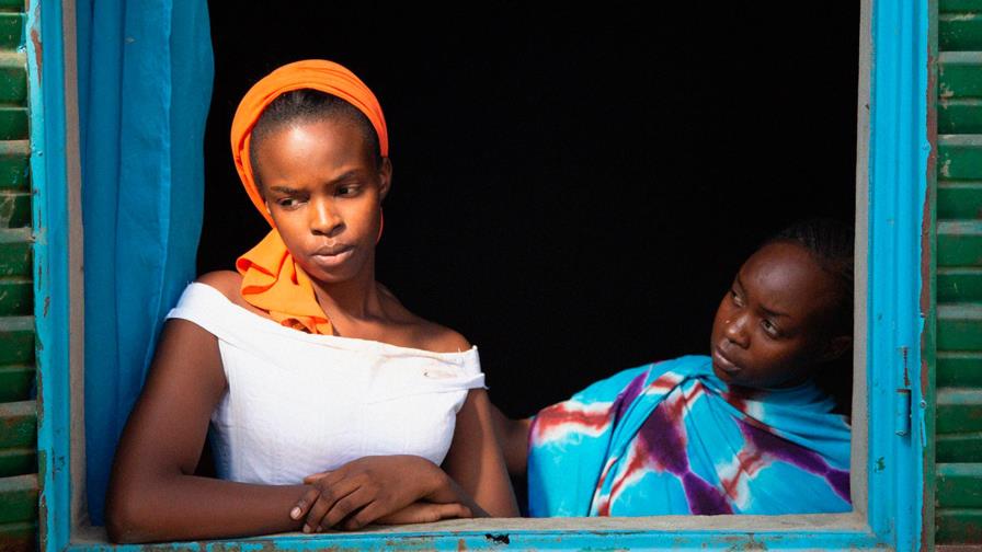 Noruega y Chad presentan en Cannes dos visiones opuestas de las mujeres