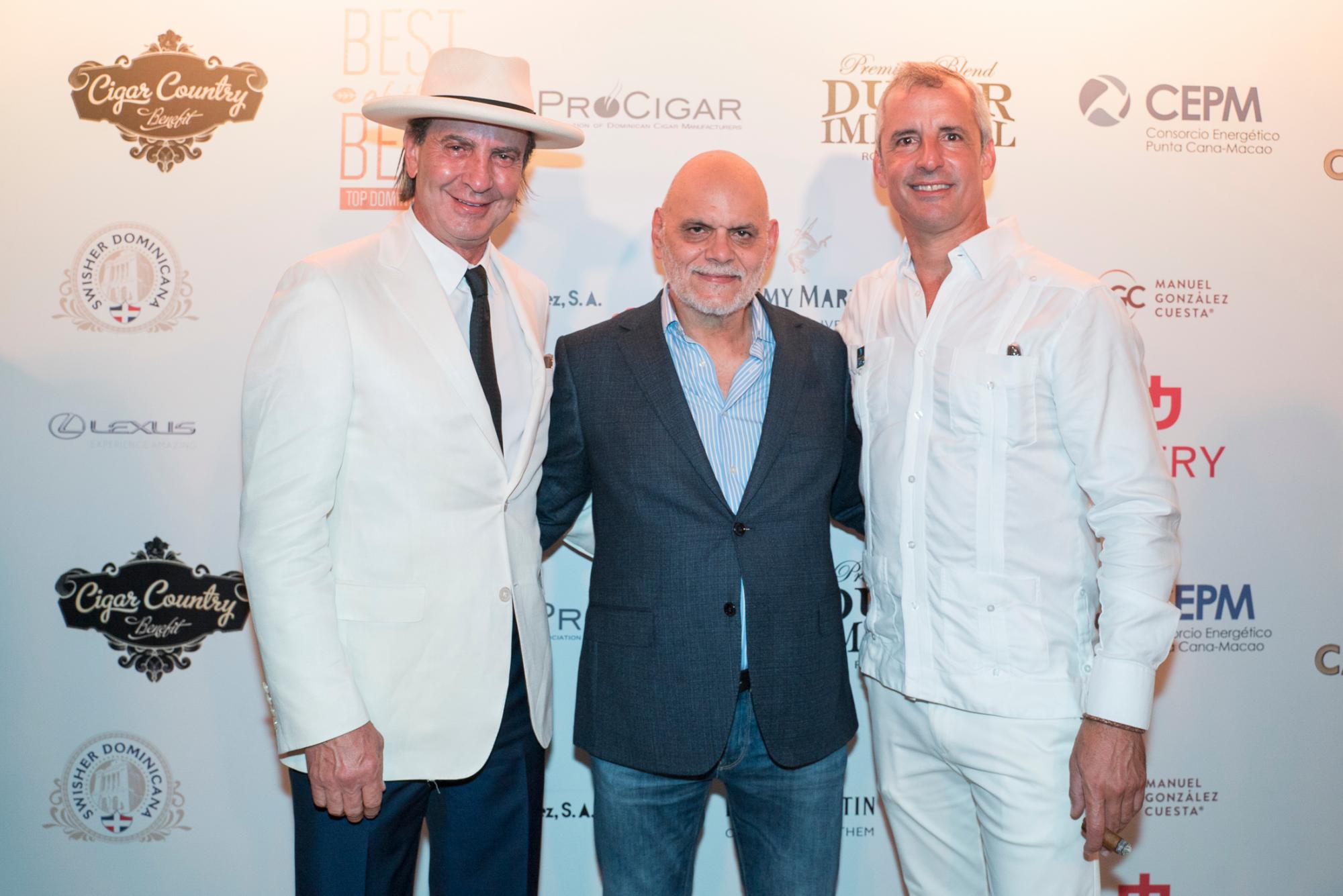 Linott Gómez, Ernesto Pérez Carrillo y Ruben González.