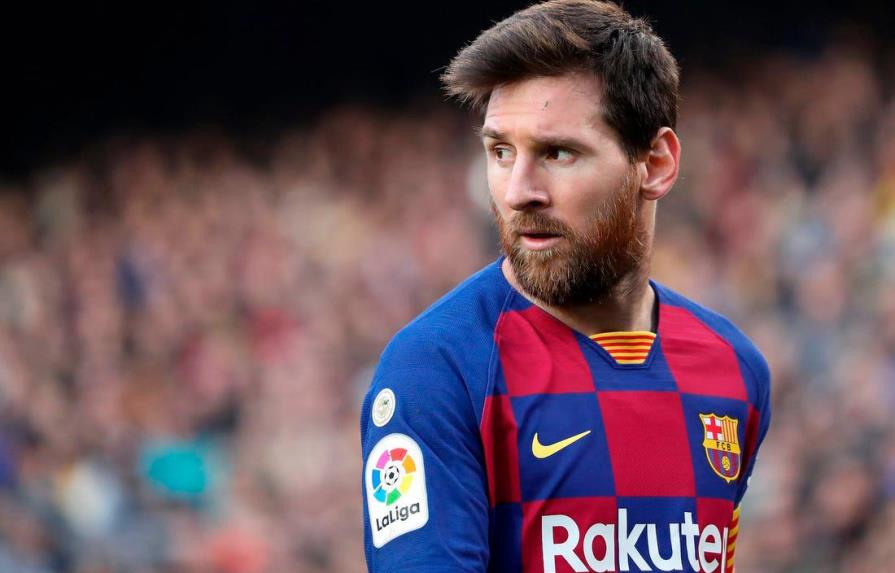 Messi llega a Argentina para jugar el jueves ante Ecuador