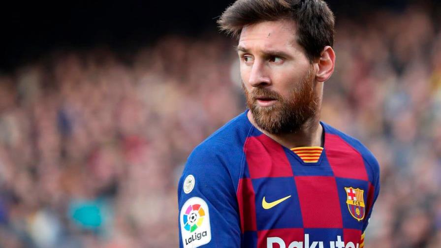 Messi llega a Argentina para jugar el jueves ante Ecuador