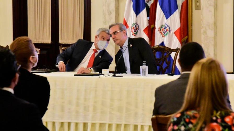 Abinader dice que no puede involucrarse en temas internos de Haití