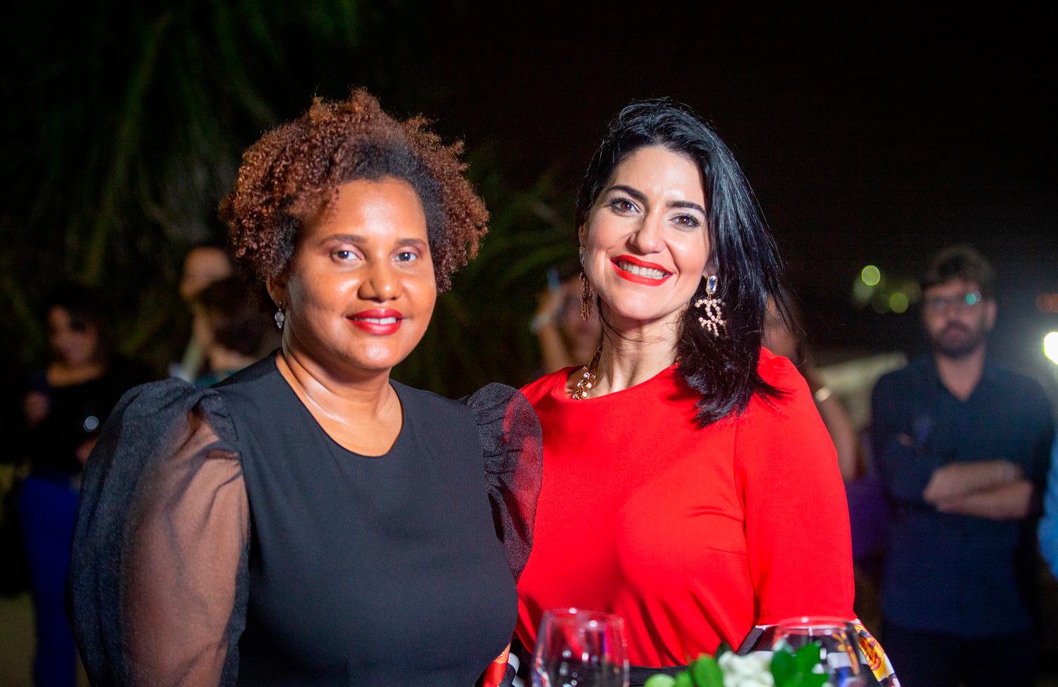 Lissette Núñez y María Angelina Mireya Rodríguez.
