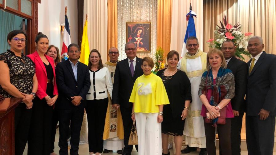 Embajada dominicana en Costa Rica celebra misa en honor a la virgen de la Altagracia