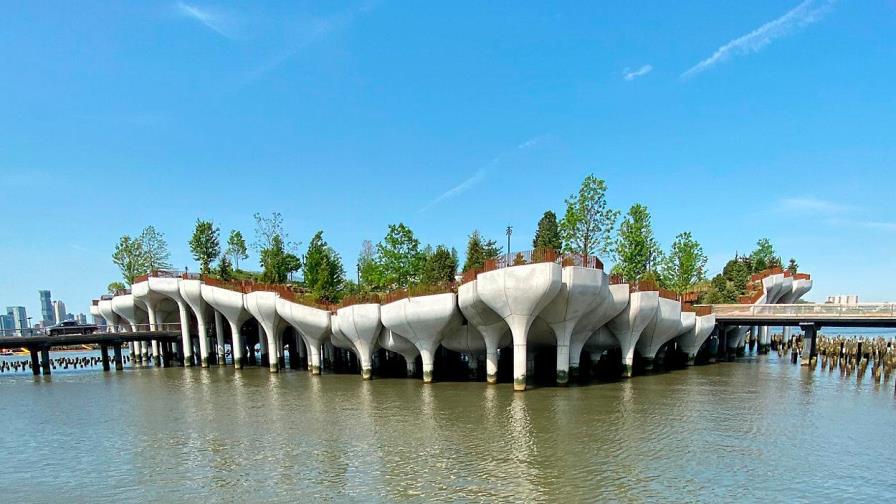“Little Island”, el nuevo parque flotante sobre el río Hudson en Nueva York