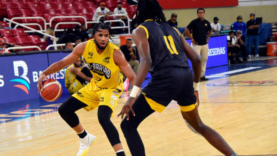 El Barias le gana el clásico al Mauricio Báez El Barias le gana el clásico al Mauricio Báez