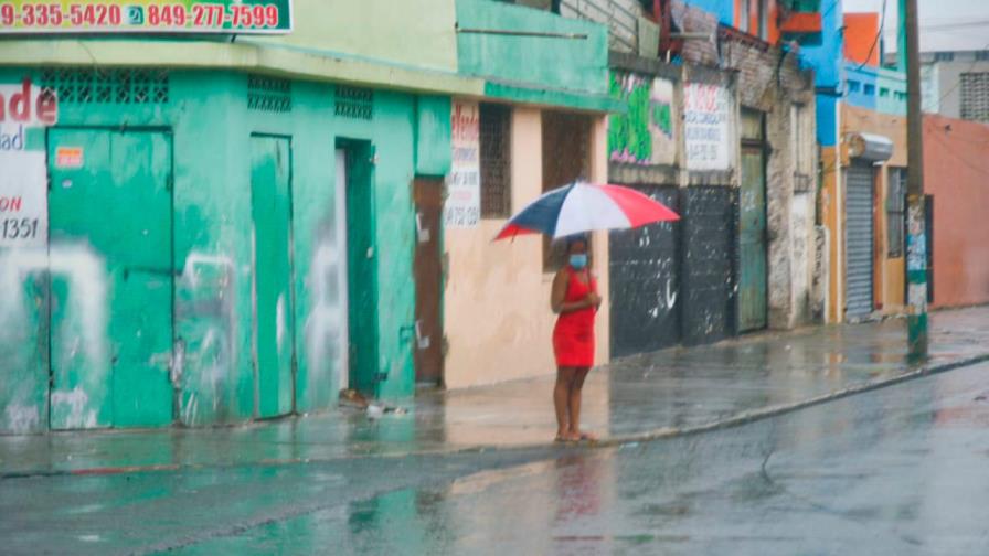 Lluvias dispersas por acercamiento de un sistema frontal