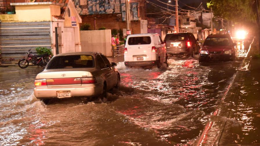 Tres provincias en alerta amarilla y 16 en verde por lluvias