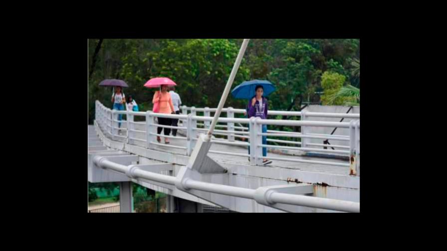 Alerta meteorológica para 10 provincias por lluvias que traerá frente frío