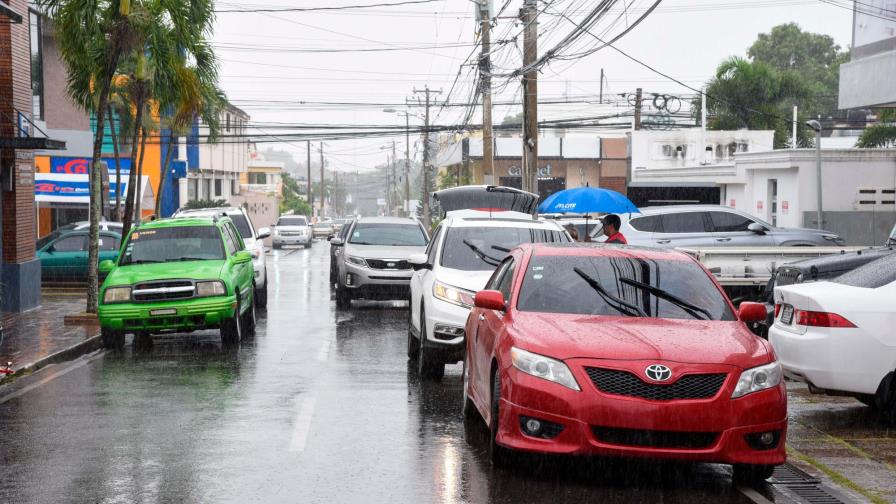 El PLD suspende caravana en Santiago por las lluvias El PLD suspende caravana en Santiago por las lluvias