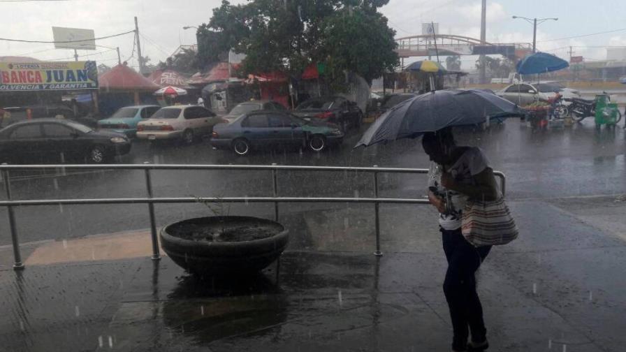 COE emite alerta verde para seis provincias por lluvias COE emite alerta verde para seis provincias por lluvias