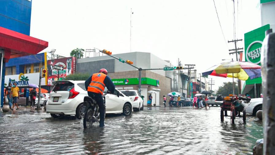 Inapa se mantiene alerta ante las constantes lluvias y la Caasd repara 150 averías