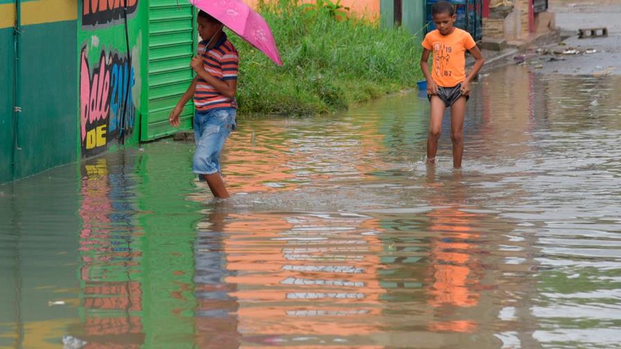 Lluvias y alertas continúan por sistema frontal y vaguada Lluvias y alertas continúan por sistema frontal y vaguada