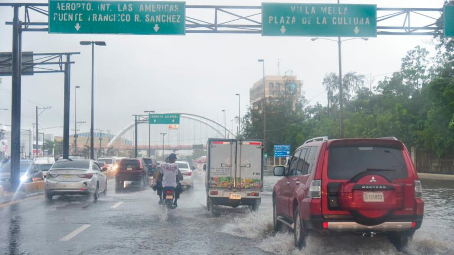 COE dice lloverá toda la noche y pide a la población no descuidarse