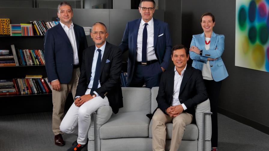 LLYC, consultora de comunicación del año en América Latina y departamento creativo del año