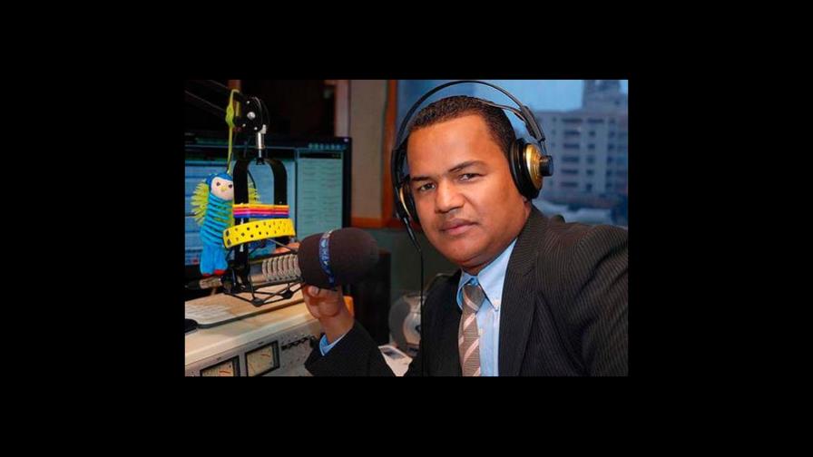 Locutor Sandy Sandy recibe brutal golpiza de varios sujetos 