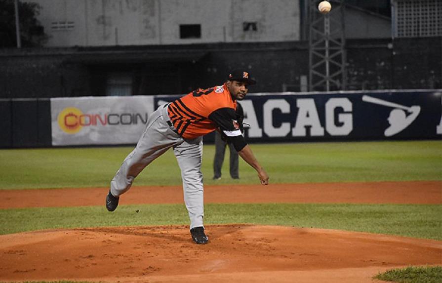 Dominicano guía triunfo de Tigres en el béisbol de Venezuela