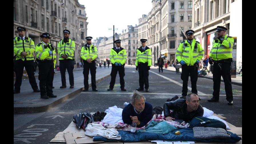 Más de 715 detenciones por la protesta ecologista en Londres