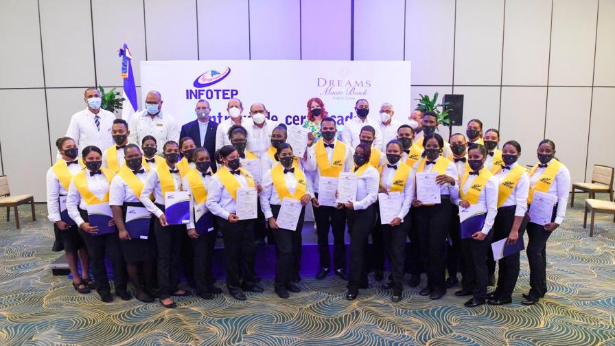 Certificados por Infotep son contratados por hotel Dreams Macao Beach Punta Cana